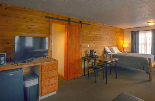 Park Rapids Hotel | Rustic Inn