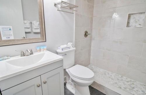 Litchfield by the Sea Apartment | Sand and Sun Resort View King Room 2nd Floor