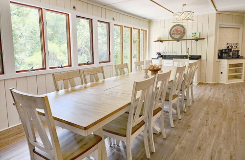 North Litchfield Beach House | Sandstorm-New '26, Pet Friendly Home with Outdoor Space