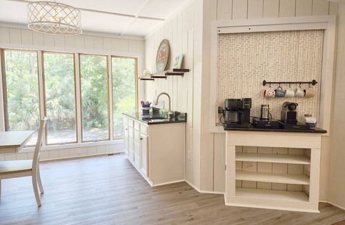 North Litchfield Beach House | Sandstorm-New '26, Pet Friendly Home with Outdoor Space
