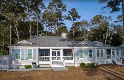 Melrose on the Beach House | Sassafras Cottage 5BDR Oceanfront with golf cart