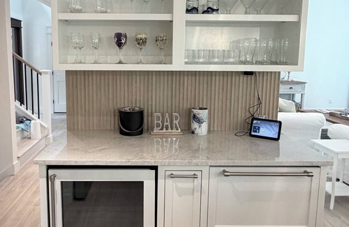 Sea Pines House | SEA PINES, 3RD ROW BEACH HOUSE, GREAT LOCATION, NEWLY RENOVATED MAIN AREA