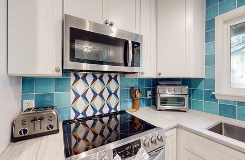 Lawton Woods House | Sea Pines Home with firepit, deck and close to Lawton Stables