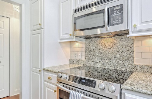 Tarpon Pond Cottage | Seabrook by the Seashore by Sandpiper | Near Beach