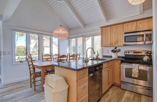 Sealoft Villas Villa | Seabrook Exclusives | 921 Sealoft