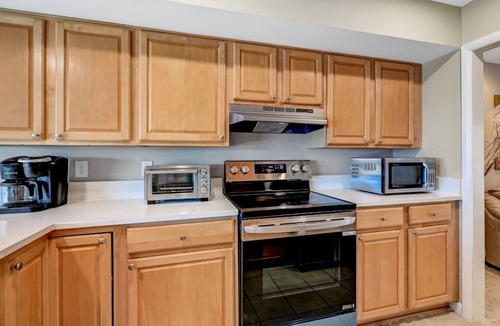 Spinnaker Beachhouses Villa | Seabrook Exclusives | 702 Spinnaker Beach