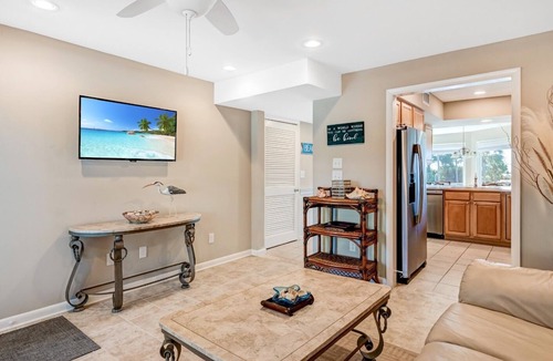 Spinnaker Beachhouses Villa | Seabrook Exclusives | 702 Spinnaker Beach