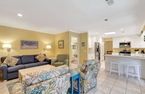 Sea Pines House | SeaPines, Ranch style home, Nicely updated, Great outdoor space, Pet friendly
