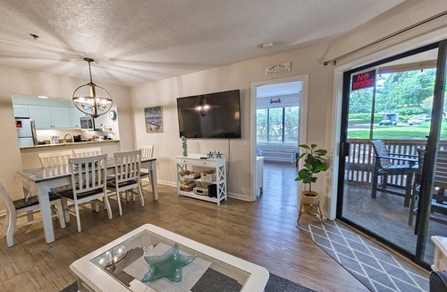 Arcadian Shores Cabin | Serene 2 bedroom, 2 bath lodge, with full access to amenities, 101AC