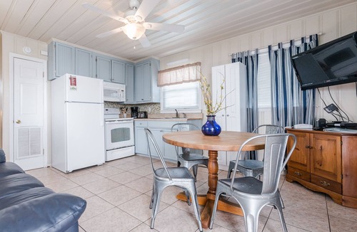 Ocean Drive Cottage | Short walk to Beach, Private poolside cottage-5- 1 Bed/1 Bath near Main St