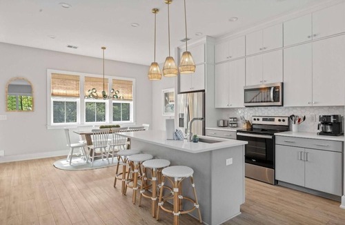 Mount Pleasant House | Sincerely Shem II- 7 min to Beach and Dtwn CHS