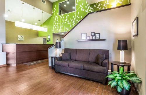 West Ashley Hotel | Sleep Inn Charleston - West Ashley