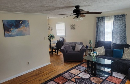 Lumberton House | Soothing 2-bed charming ranch home in quiet neighborhood with fully fenced yard!
