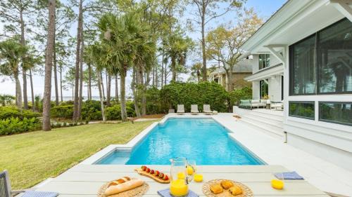 South Beach House | South Beach Serenity by AvantStay