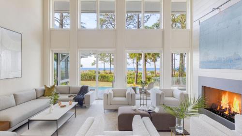 South Beach House | South Beach Serenity by AvantStay