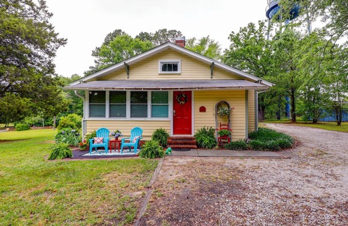 Society Hill Apartment | South Carolina Guest Suite Near Sand Hills Forest