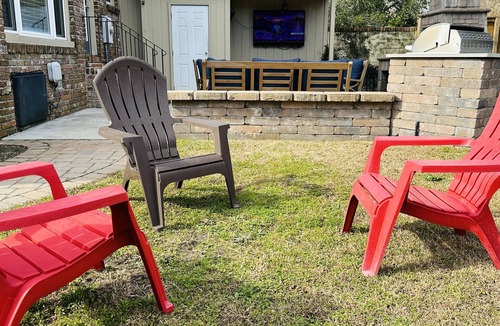 Mount Pleasant House | Southern Charm Retreat Cozy 3BR Near Shem Creek, Beaches & Charleston