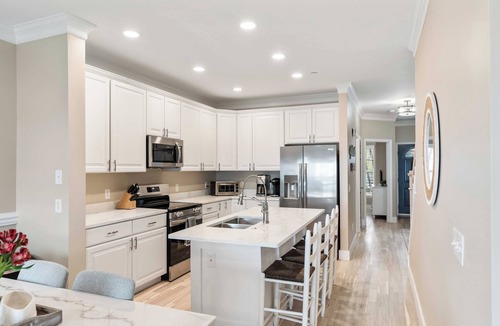 Waters Edge House | Southern Tides At Folly / On Water / 1 Block to Downtown / Walk To Beach / Pool