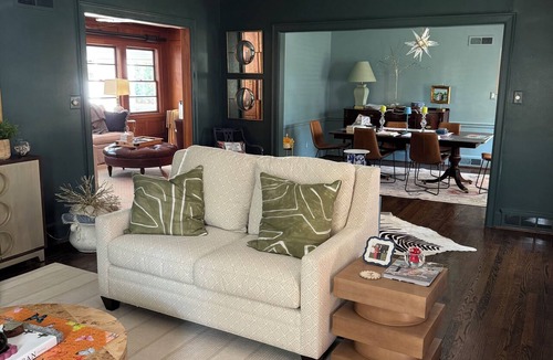 Burlington House | Spacious 4-bedroom house on golf course. 1 mile to Elon.