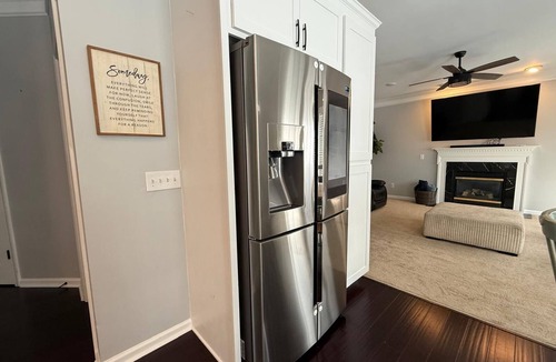 Greensboro House | Spacious 4-bedroom house in peaceful Greensboro
