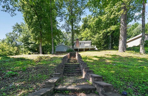 Westport House | Spacious 4 BR Retreat Near Lake Norman With Deck