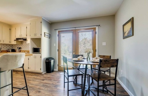 Clayton House | Spacious 4BR/2.5BA Pet-Friendly Home in Clayton, NC – Minutes from Raleigh, Sleeps 8