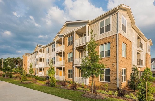 Charlotte Apartment | Spacious Luxury Apartment mins from CLT Airport and Shopping Outlets