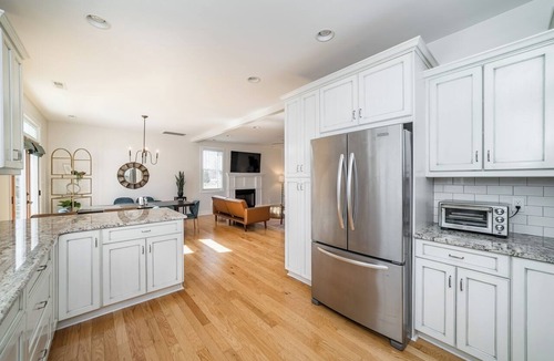 Forest House | Spacious | Movie Room | Peaceful Mountain Views