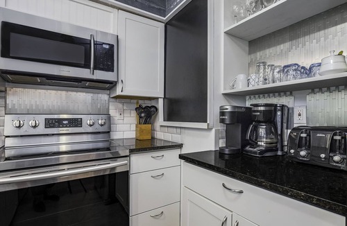Tarpon Pond House | Spacious Tarpon Pond Cottage! Close to Beach Amenity Cards!