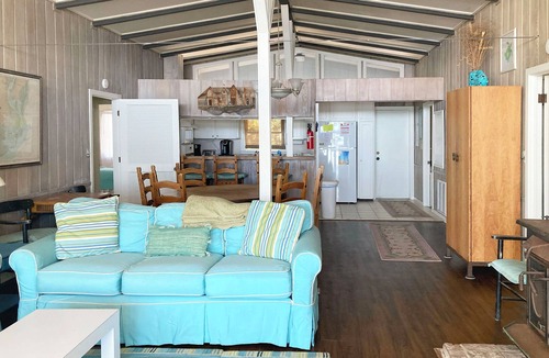 North Litchfield Beach House | St Pete's Retreat Oceanfront Home - North Litchfield Beach - Pet Friendly