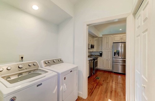 West Ashley House | Standalone Garden Cottage near Downtown: Private Koi Pond & Parking
