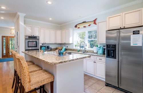 Seabrook Island House | Stunning 4 BR/3.5 BA Home! Neighborhood Pool! Amenity access included!