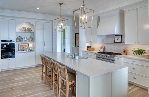 Palmetto Bluff Cottage | Stunning brand new designer home Nestled in nature & perfect for entertaining