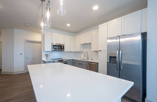 Clover House | Stunning Lake Wylie Apartment at VALE