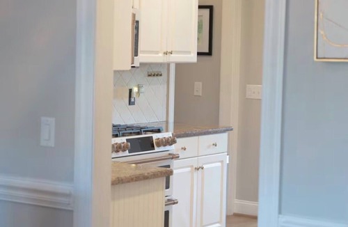 Jamestown House | Stylish 5 bedroom/3b close to HPU, Wyndham & FM!
