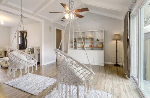 Ladson House | Suburban Family Home 18 Mi to Dtwn Charleston!