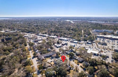 West Ashley House | Suite Magnolia II, Hot Tub & Pet Friendly