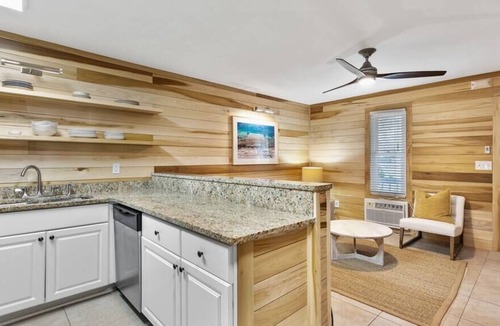Sullivan's Island Apartment | Sullivans Island Beach Getaway 'Island Gem'