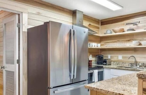 Sullivan's Island Apartment | Sullivans Island Beach Getaway 'Island Gem'