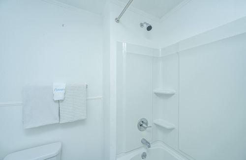 Sullivan's Island House | Sullivans Retreat Amazing Views on Conch Creek, Pet Friendly 30 Night Min.