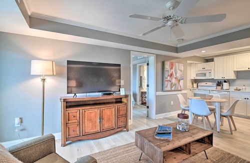 North Litchfield Beach Condo | Summerhouse Villas Condo with Resort Amenities!