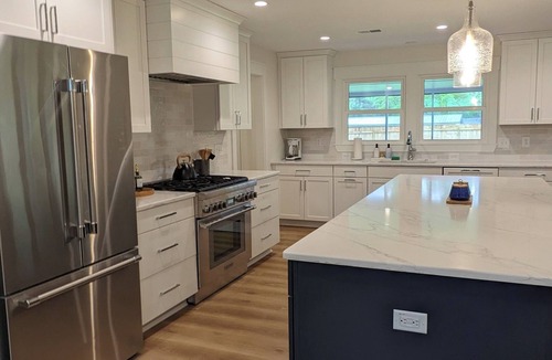 Ladson House | Summervilla ~ an acre oasis 10 min from downtown