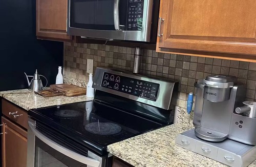 Goose Creek House | Superb 3-bedroom house with AC in pleasant Goose Creek
