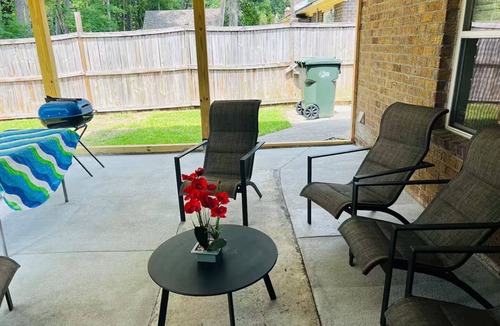 Goose Creek House | Superb 3-bedroom house with AC in pleasant Goose Creek