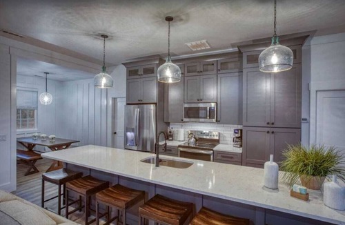 Melrose on the Beach House | Sycamore Cottage- 5BDR Oceanfront with Golf Cart