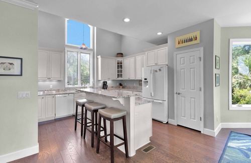 Saint Helena Island House | Tabby on the Tee - Four Bedroom House, Sleeps 15