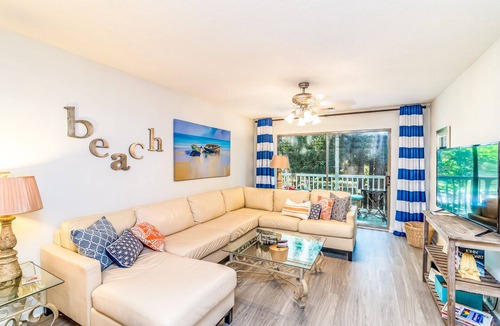 Pawleys Island Condo | TB 8F Second floor Condo True Blue Golf/Tennis/Pool Accessible