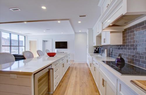 Charleston Historic District Apartment | The Charleston Chestnut Mansion