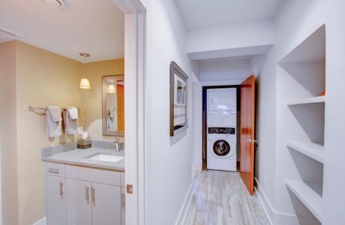 Charleston Historic District Apartment | The Charleston Chestnut Mansion