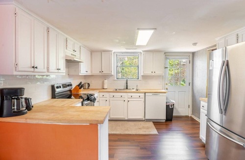 Ladson House | The Colonial : 3bdr + Game Room + Cowboy Pool